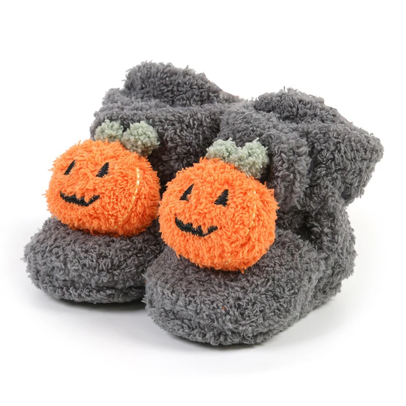 Cute Infant Halloween Pumpkin Booties - Image 7